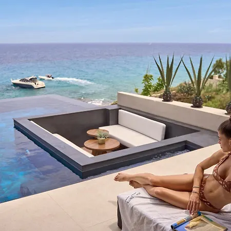 Sea Zante Luxury Beachfront Retreat 아파트호텔