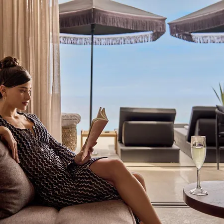 아파트호텔 Sea Zante Luxury Beachfront Retreat